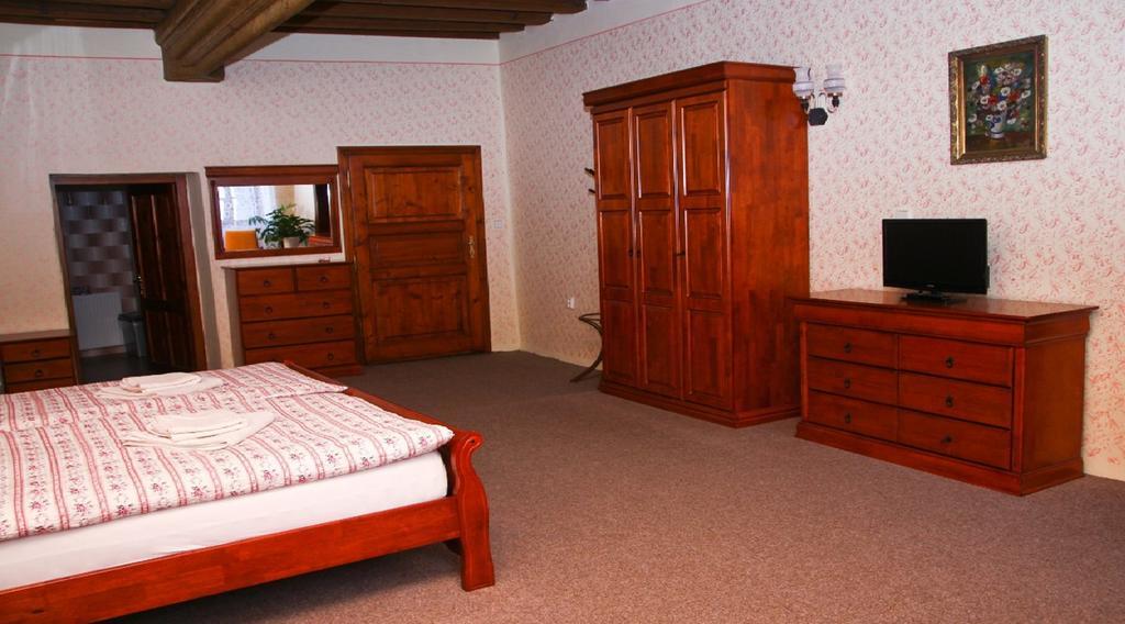 Mini Hotel Abraka & Apartments Český Krumlov Exteriör bild