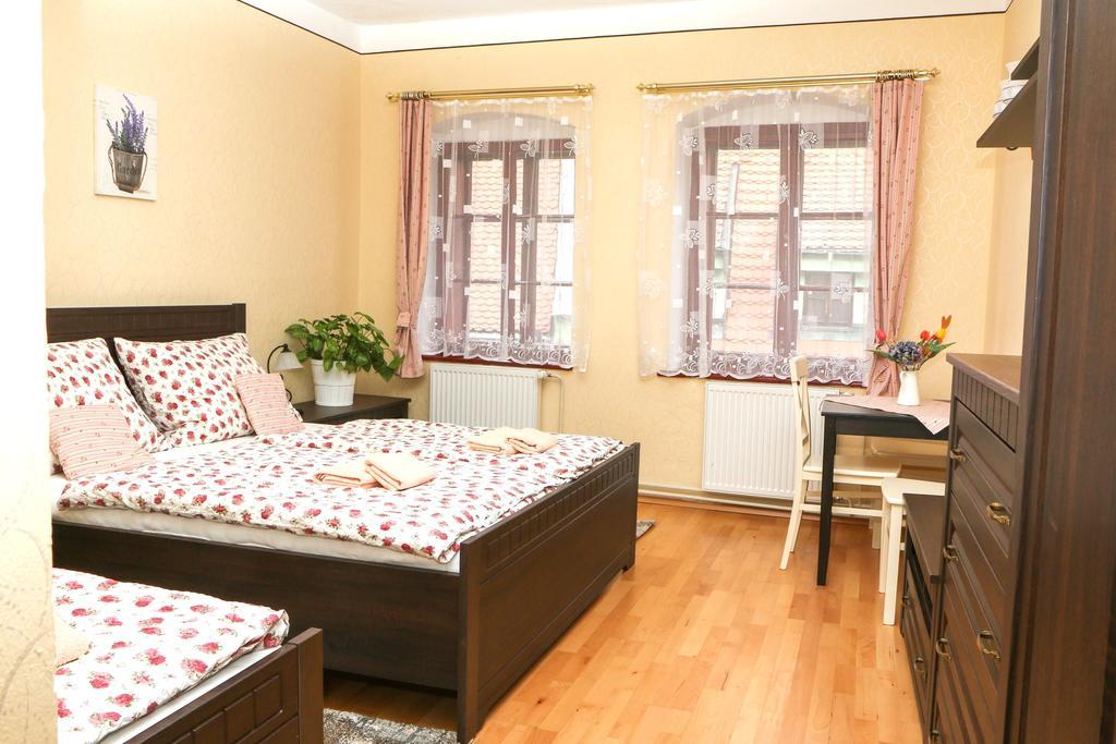 Mini Hotel Abraka & Apartments Český Krumlov Exteriör bild